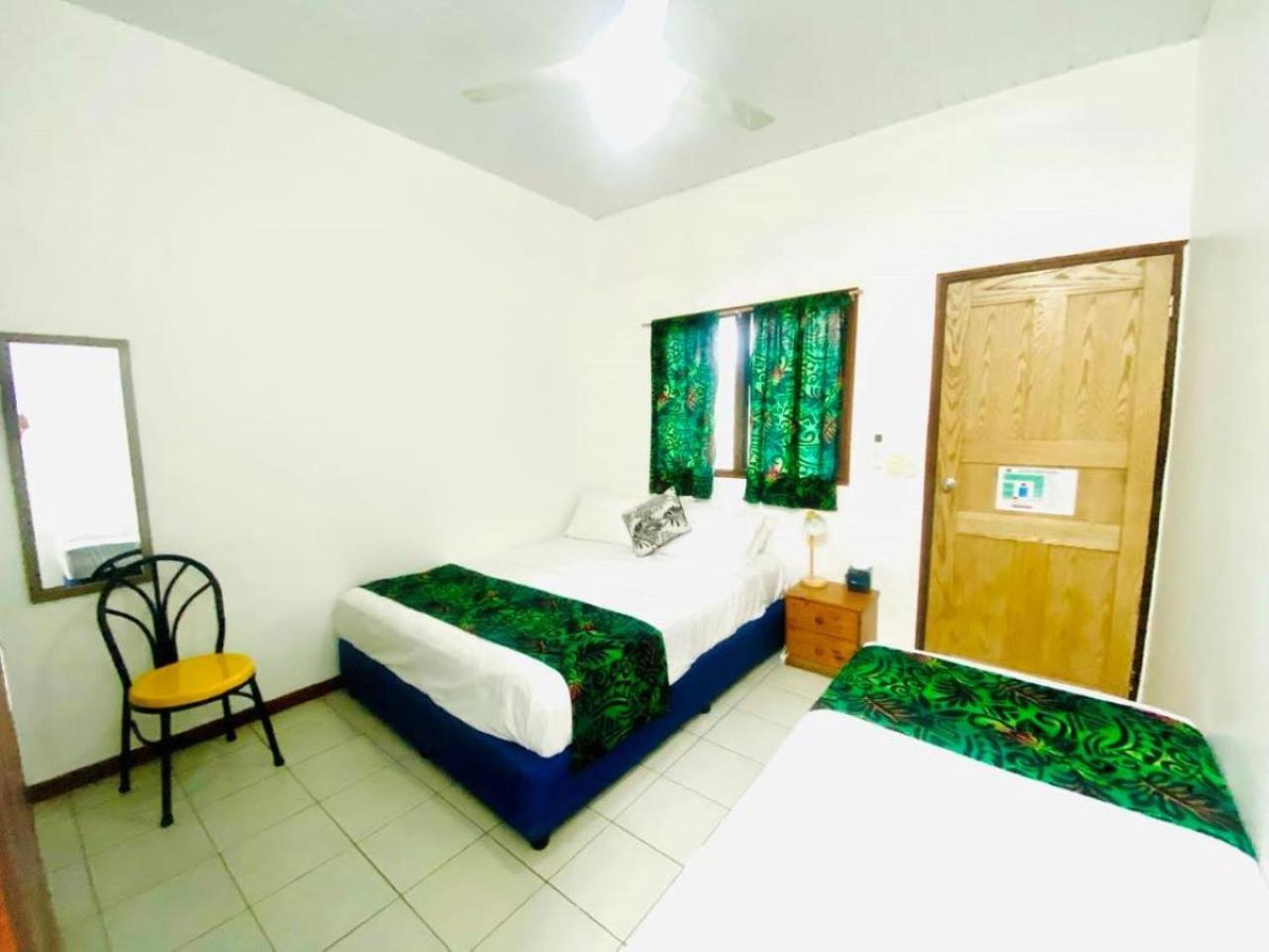 Travellers Motel Vanuatu Port Vila Eksteriør bilde